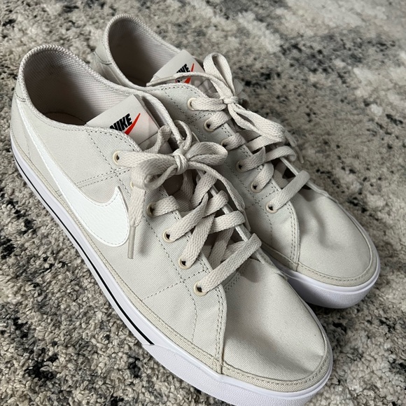 Womens Nike Court Legacy- Canvas- New-Size 11- Beige - Picture 6 of 9